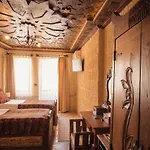 Olivia Cave 4* Γκόρεμε